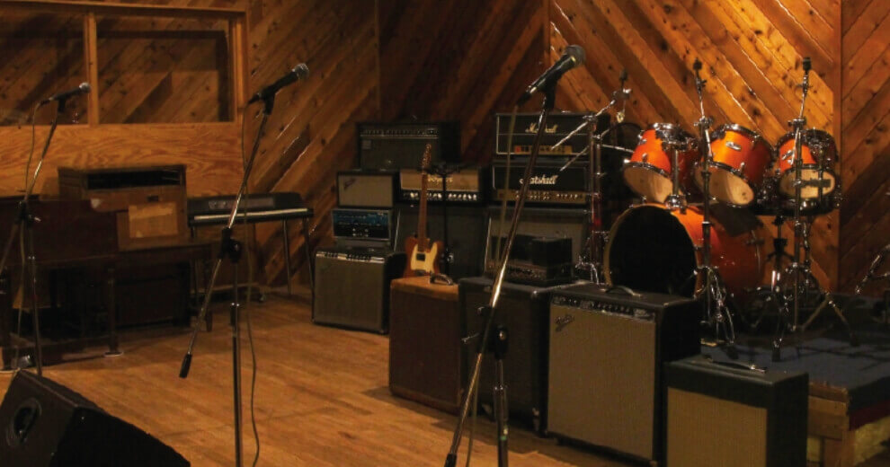 Music Instruments - Amenities